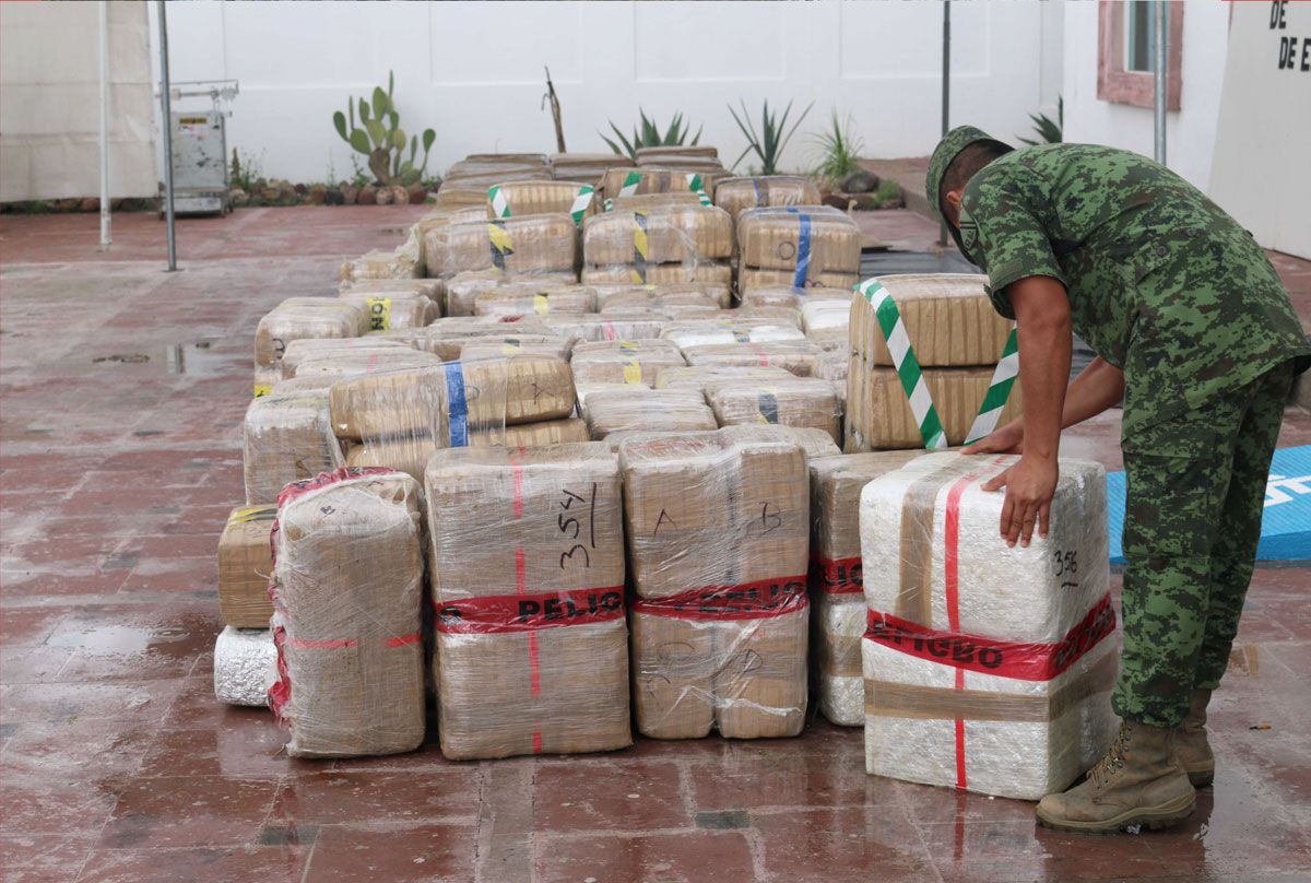 Aseguran más de una tonelada de mariguana en Jalisco