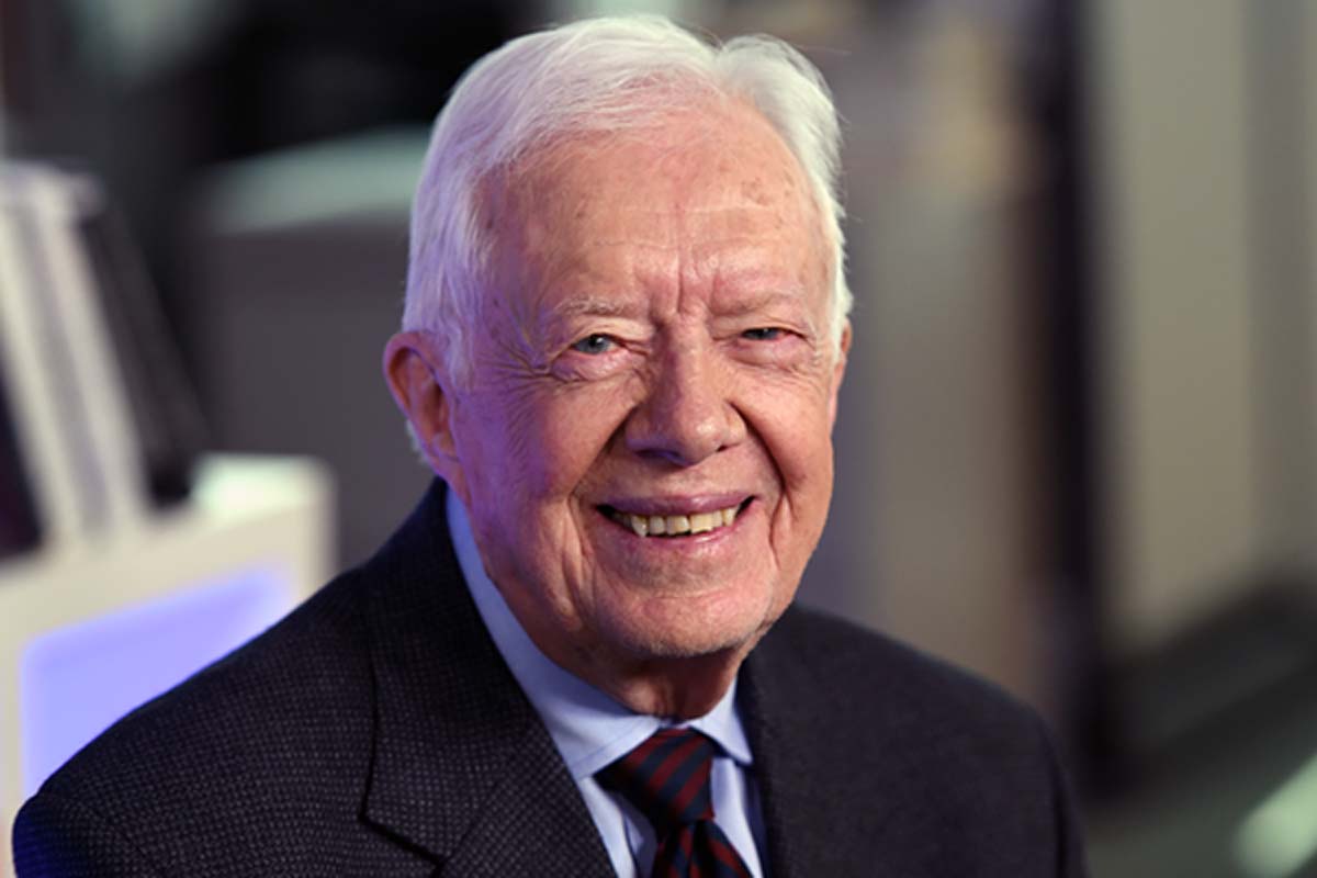 Jimmy Carter anuncia que tiene cáncer