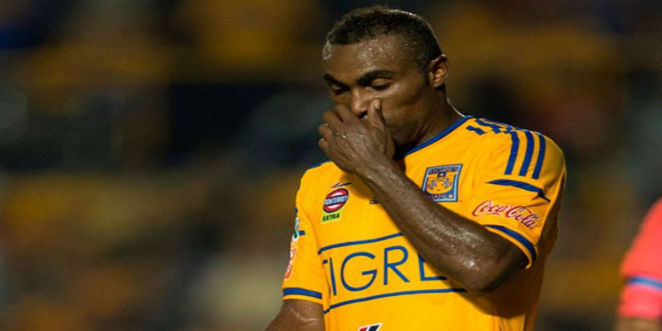 Joffre Guerrón despotrica y luego se disculpa