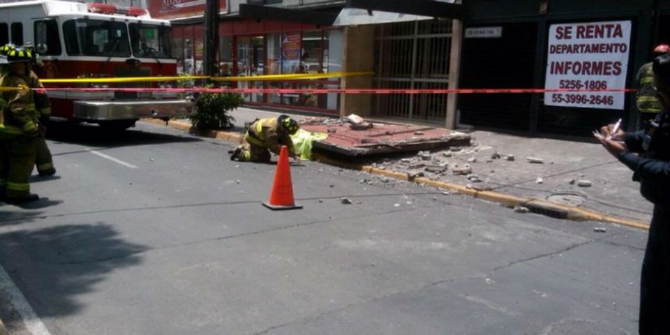 Muere una persona aplastada por colapso de marquesina