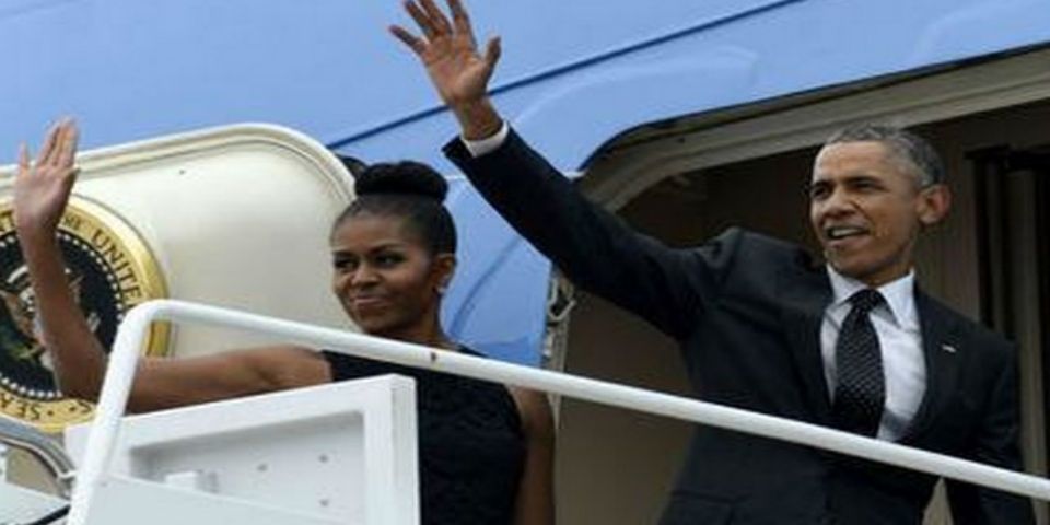 Obama se va de vacaciones con su familia