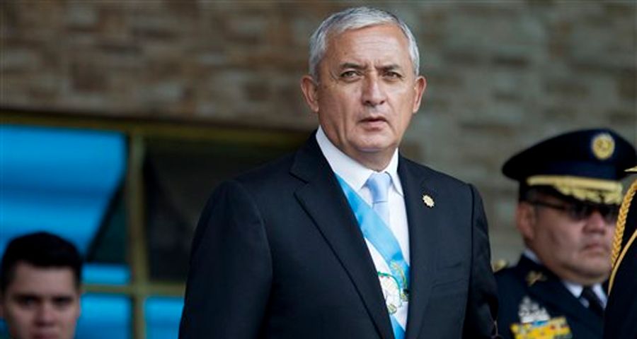 Congreso acepta renuncia de presidente de Guatemala