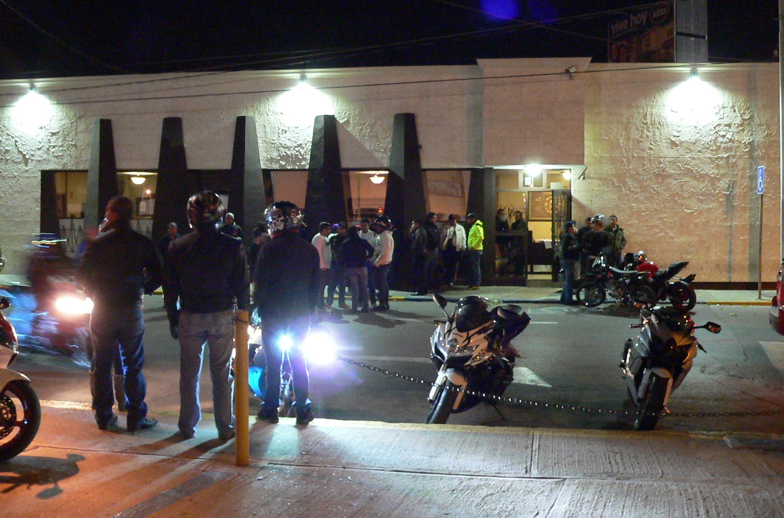 Balacera en funeraria de Tijuana deja dos muertos