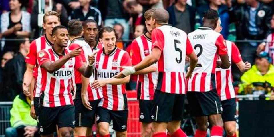 PSV se estrena en casa con victoria