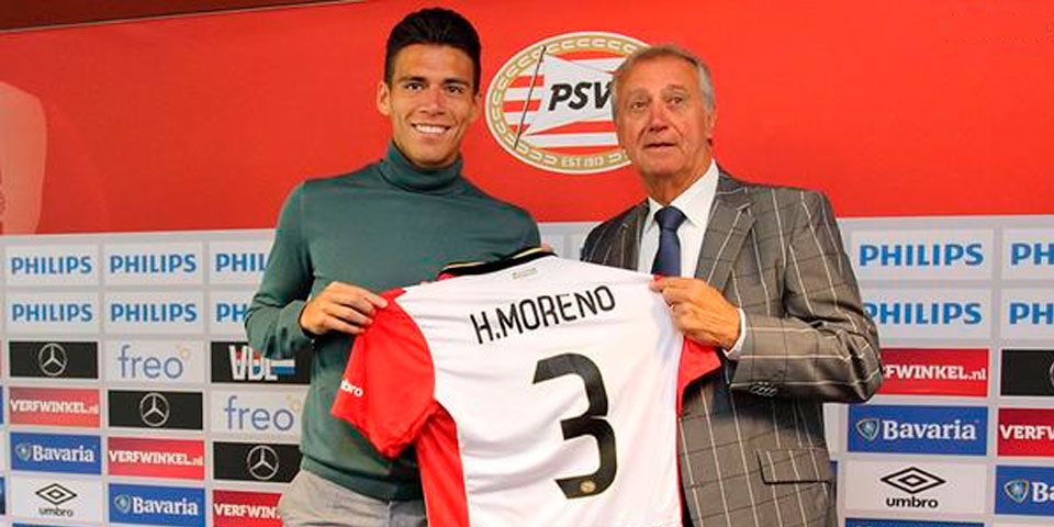 PSV presenta a Héctor Moreno