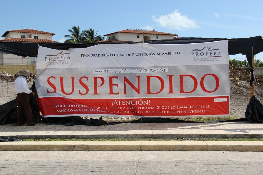 Profepa suspende construcción de malecón Cancún-Tajamar