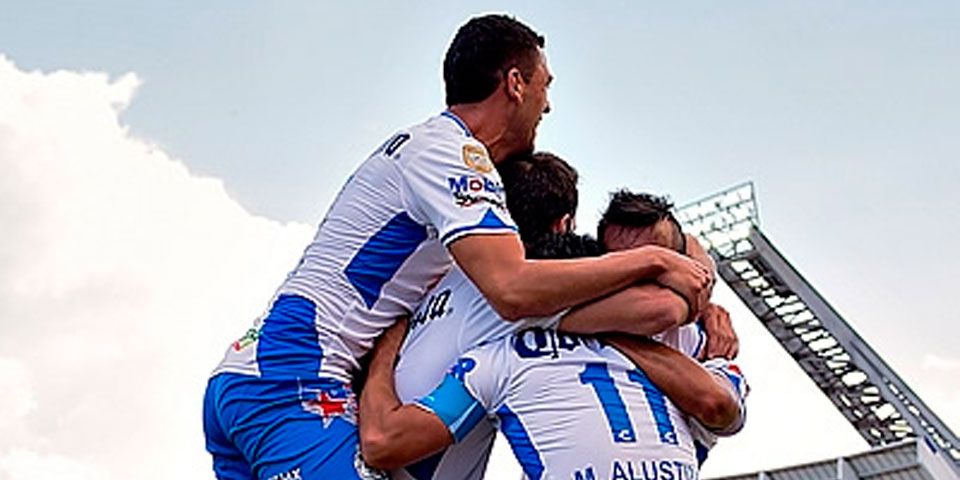 Puebla remonta contra un Pachuca a la baja