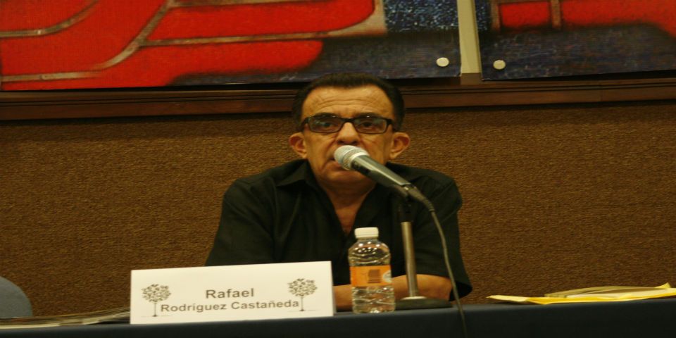 Hay indicios de que asesinaron a Rubén Espinosa por su profesión: director de Proceso