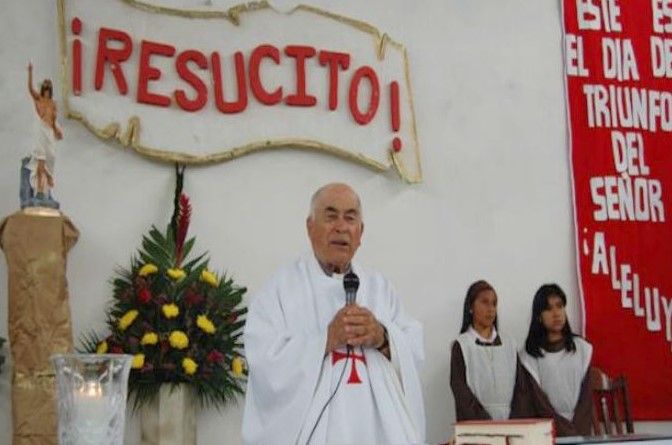 Sacerdote asegura curar la homosexualidad con “chochitos”