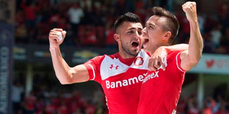 Toluca vence a Pumas en emocionante encuentro