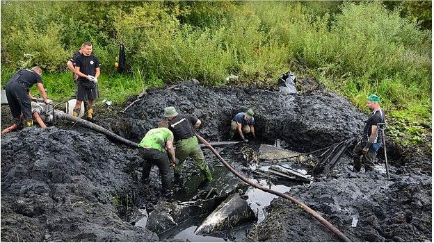 Hallan avión de la Segunda Guerra Mundial con los restos de su tripulación