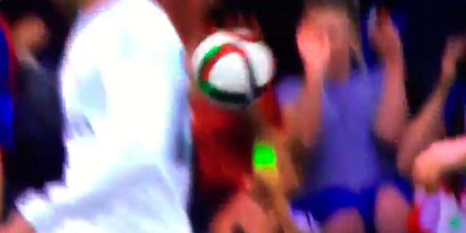 Video: aficionado recibe balonazo de Marcelo Video: aficionado recibe balonazo de Marcelo