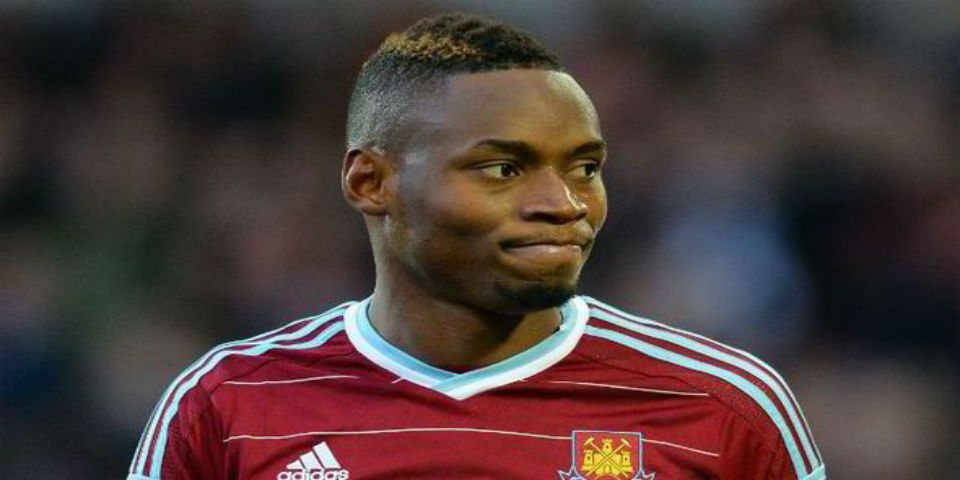 Detienen a delantero del West Ham por amenazas de muerte