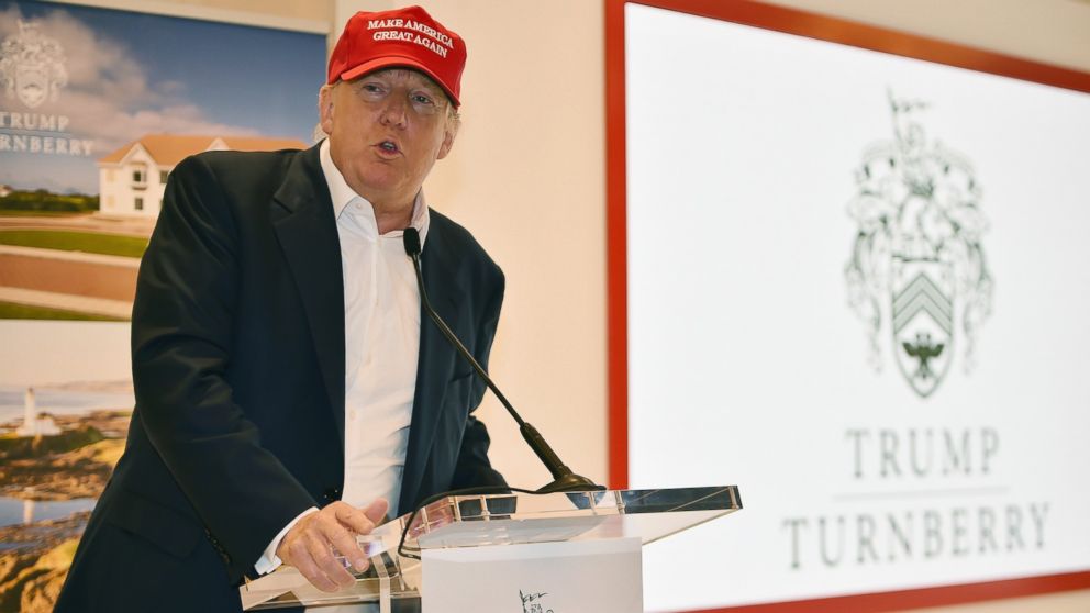 Fox exige disculpas de Donald Trump por comentarios sexistas