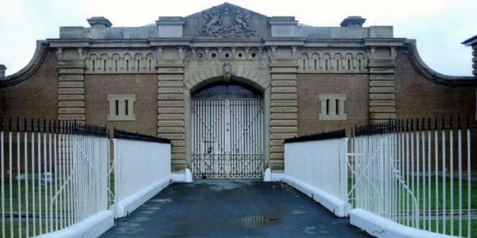 Encuentran posible inicio de túnel en cárcel australiana