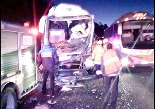 Choque en carretera México-Puebla deja más de 25 heridos