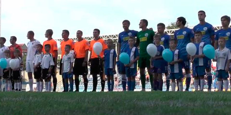 Arranca liga de futbol en Crimea