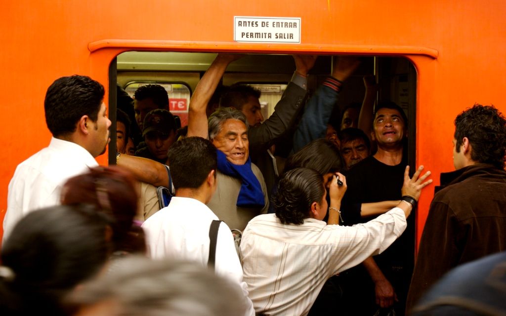 Tráfico y transporte lleno causan problemas mentales: SS capitalina