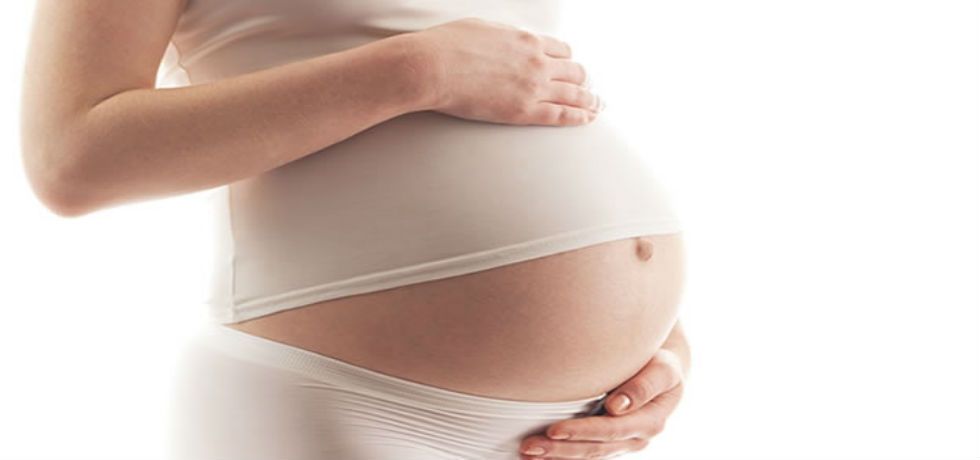 Escuela Normal en Morelia expulsa a alumna por estar embarazada