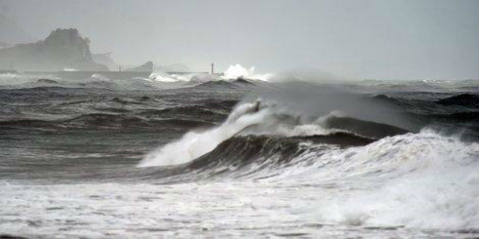 El tifón Goni golpea a Japón