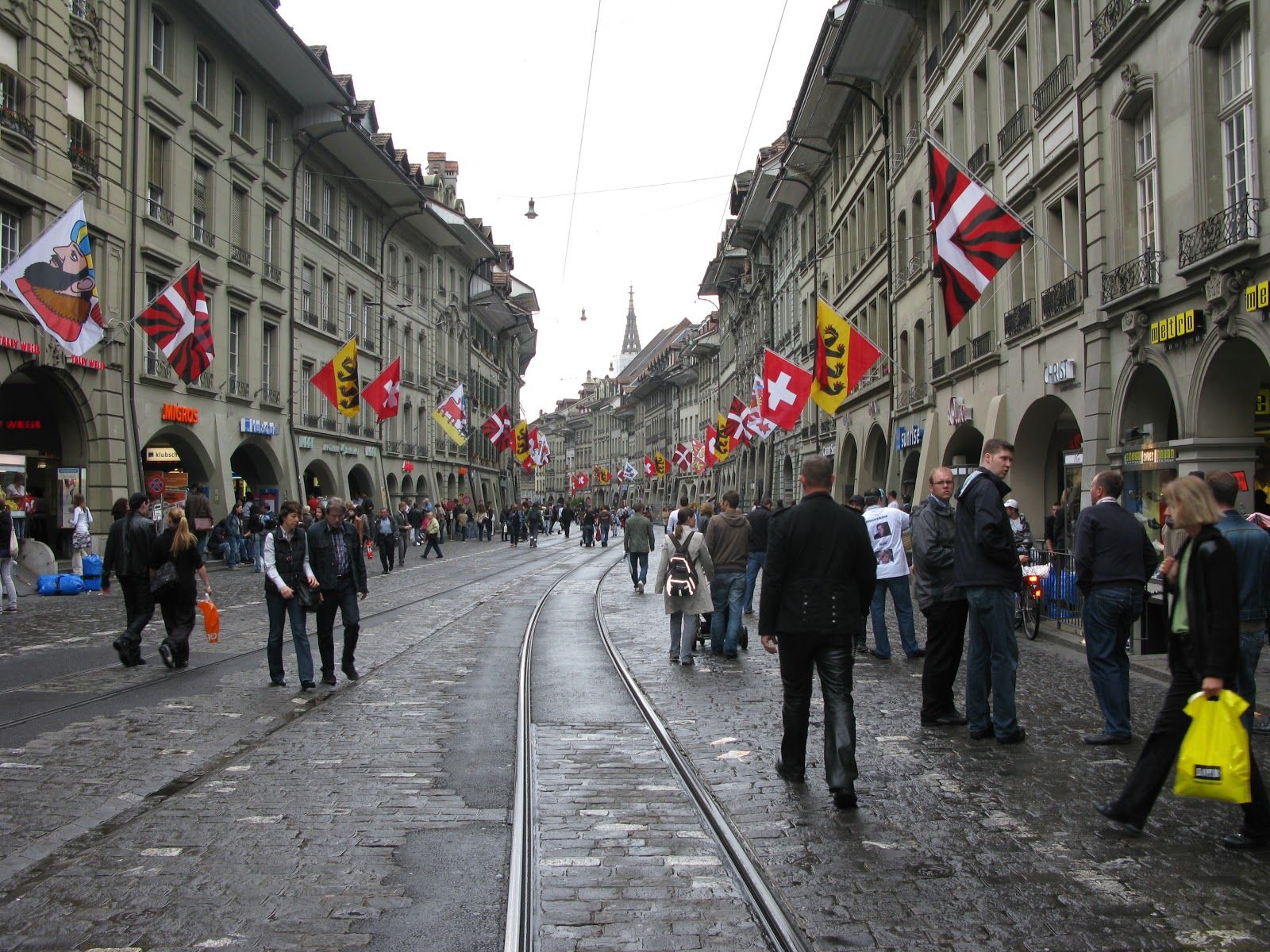 Bancos suizos tienen cuentas por 44 mdd que no han reclamado Bancos suizos tienen cuentas por 44 mdd que no han reclamado