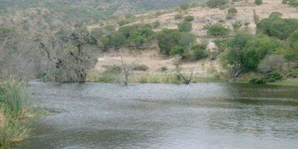 Menor muere ahogada en presa de Ocotlán, Oaxaca