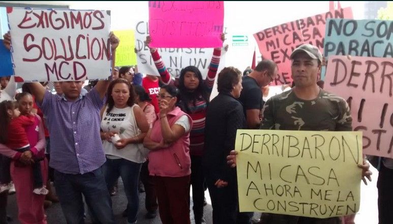 Exigen reubicación desalojados del Bosque de los Remedios