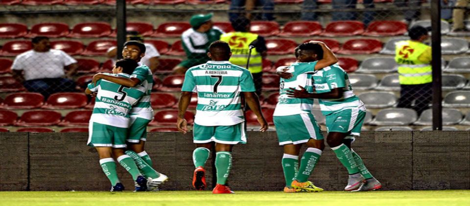 Santos obtiene primer triunfo del Apertura 2015