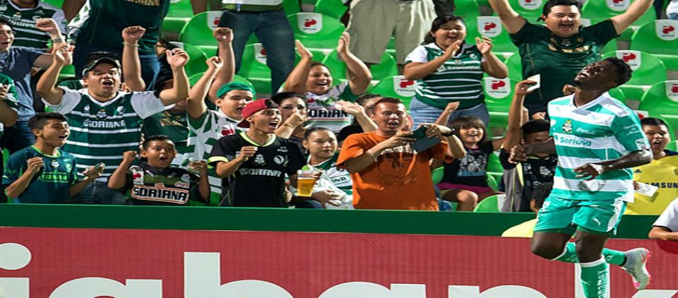 Santos arranca con goleada