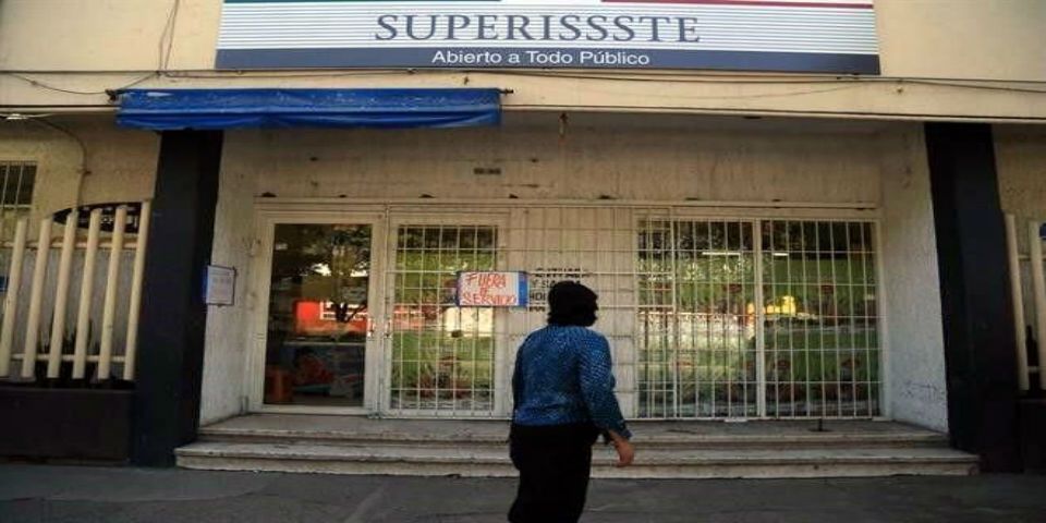 El ISSSTE cerrará la mayoría de sus tiendas
