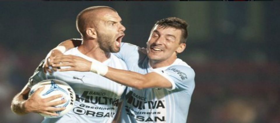 Gallos rescatan empate en Veracruz