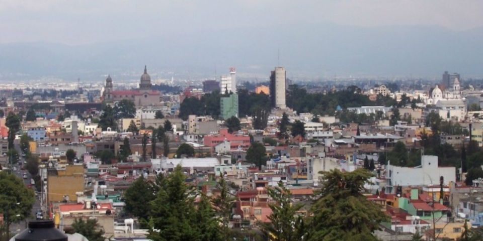 Día caluroso y con lluvias en el Valle de México