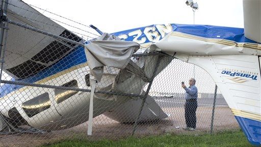Tormenta vuelca aviones en aeropuerto de Phoenix