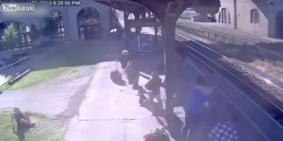 Niño provoca accidente de tren en EE. UU.