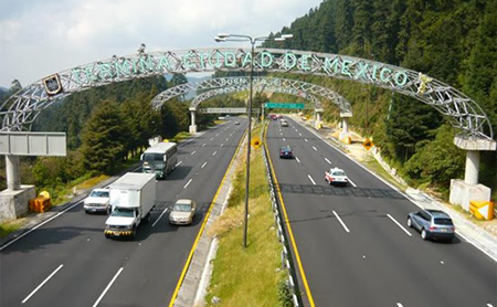 Obras nocturnas obligan cierre de la Toluca-México