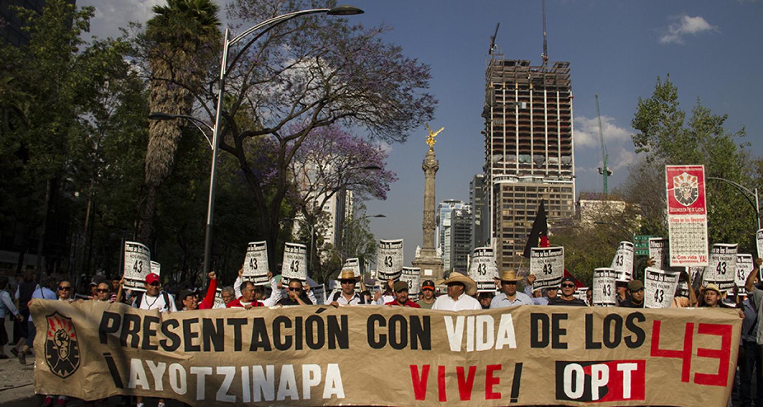 No habrá granaderos en marcha por los 43 normalistas: Mancera