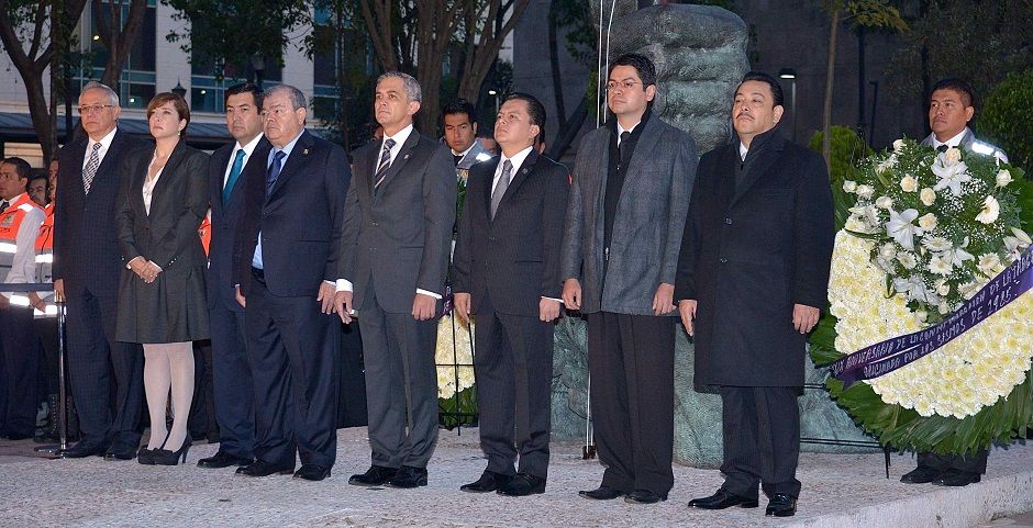 Mancera encabeza ceremonia solemne a 30 años de los sismos de 1985