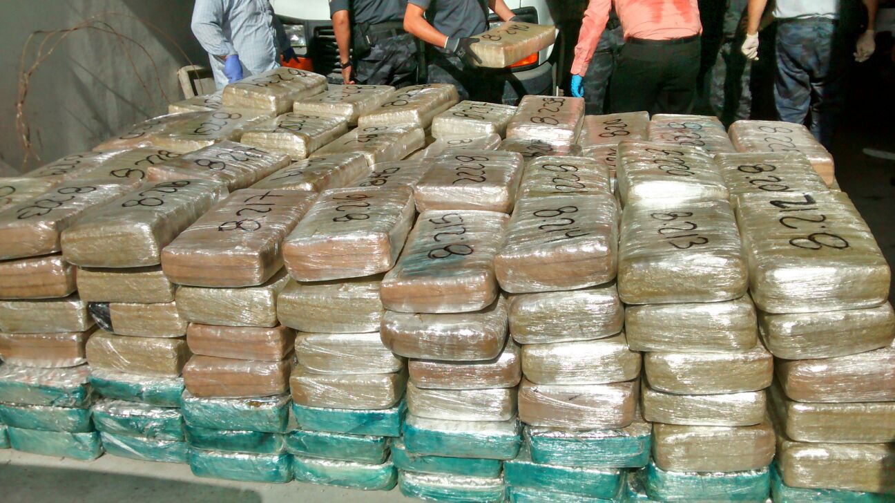 La PGR asegura dos toneladas de mariguana en Tijuana