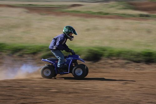 Muere niño en accidente de cuatrimoto en España