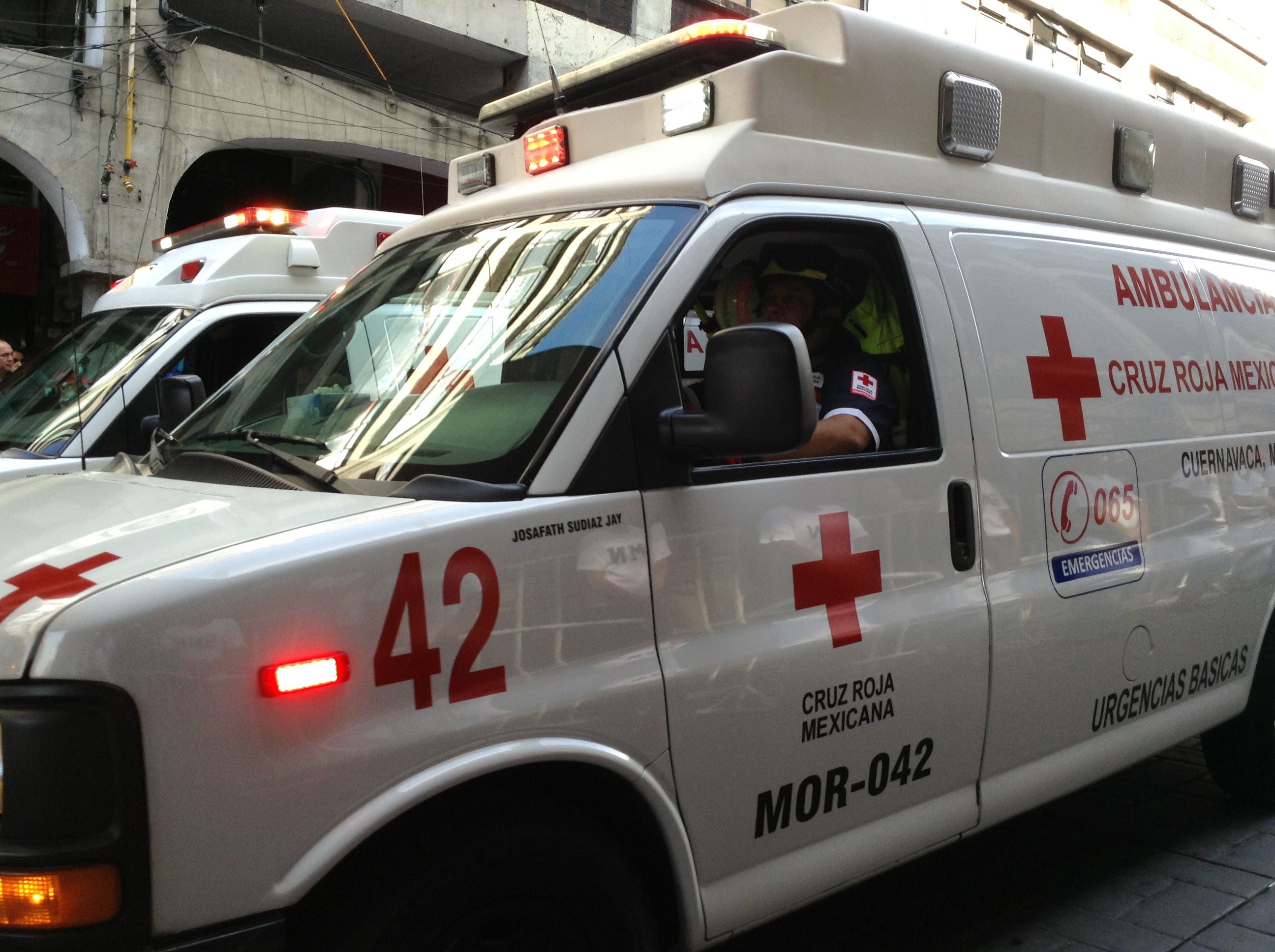 Atropellan a reportera y camarógrafo en Michoacán