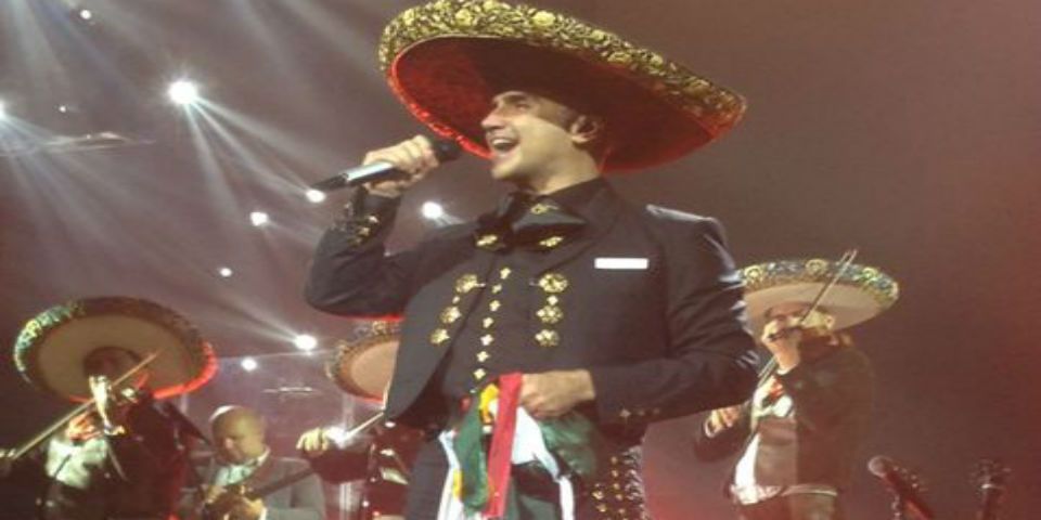 Alejandro Fernández se la recuerda a Donald Trump Alejandro Fernández se la recuerda a Donald Trump