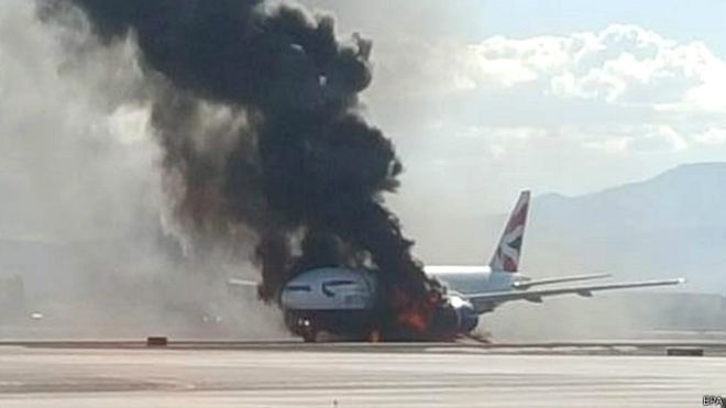 Dos heridos por avión incendiado en Las Vegas