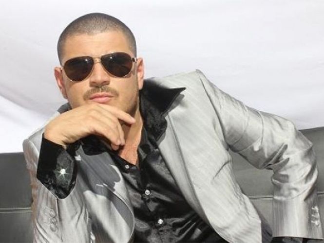 Cancelación de concierto del Komander causa saqueos e incendios - El-Komander