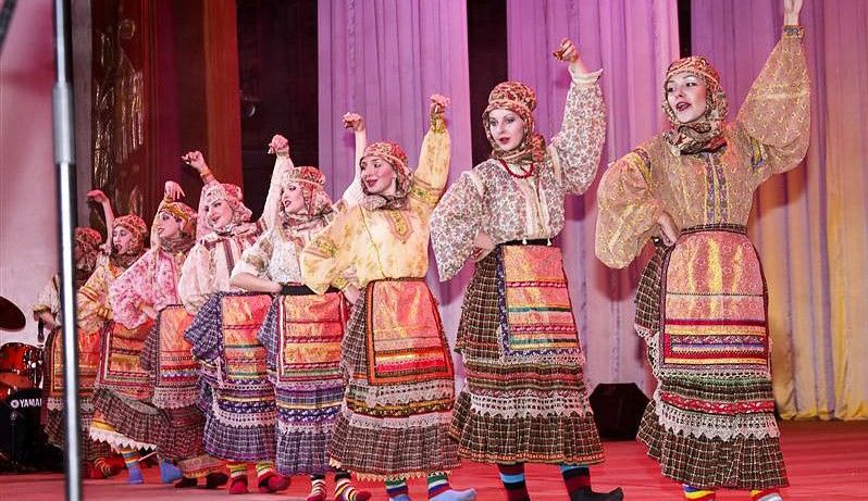 Video: muere tras ser arrastrada por caballo