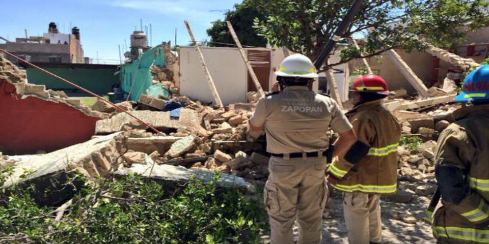 Explosión por pólvora derrumba templo en Zapopan