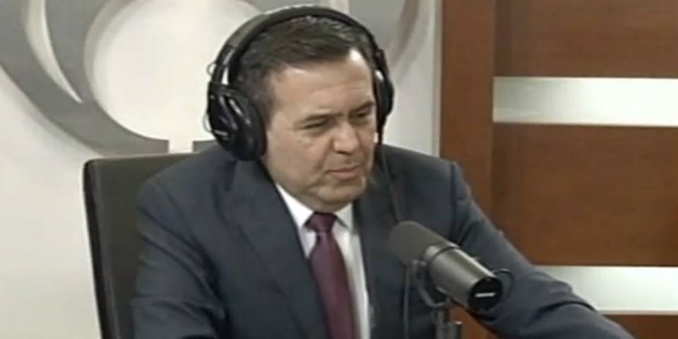 Entrevista con el secretario de Economía, Ildefonso Guajardo