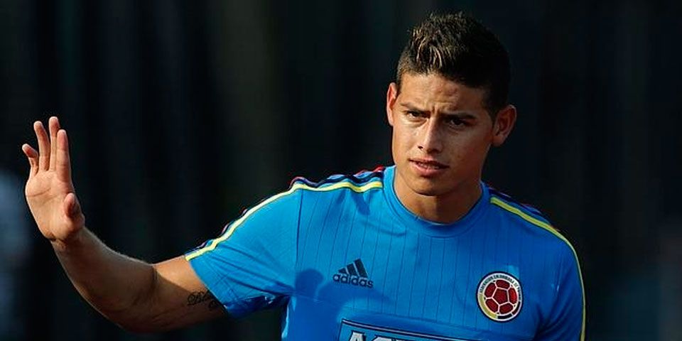 Video: James Rodríguez anota un golazo en práctica de Colombia
