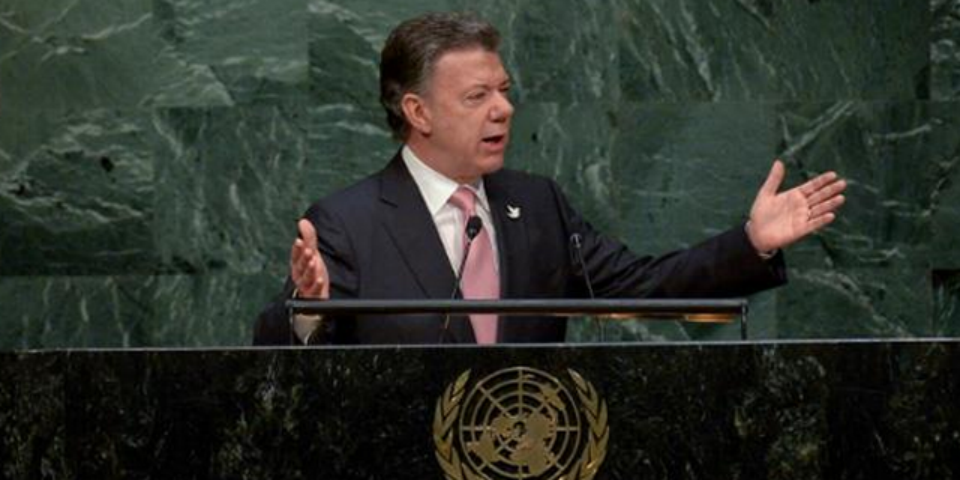 Presidente de Colombia anuncia fin de conflicto armado