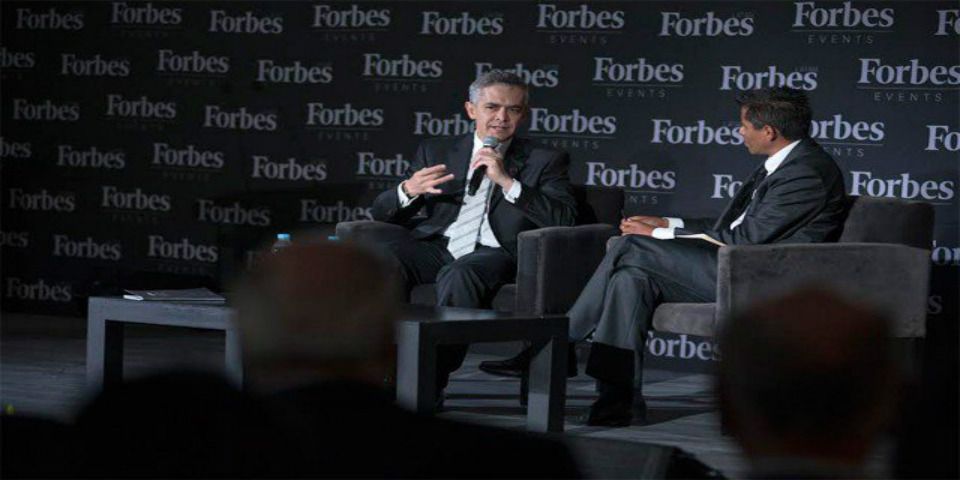 Es el fin de los microbuses: Mancera