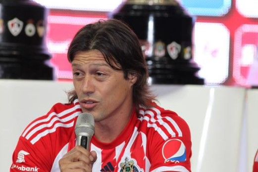 Acusan a Almeyda por fraude en Argentina